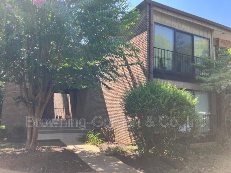 116 Harding Pl Unit D1, Nashville, TN 37205 Condo for Rent in