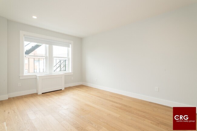 Building Photo - 123-125 Highland Ave. Unit 38G