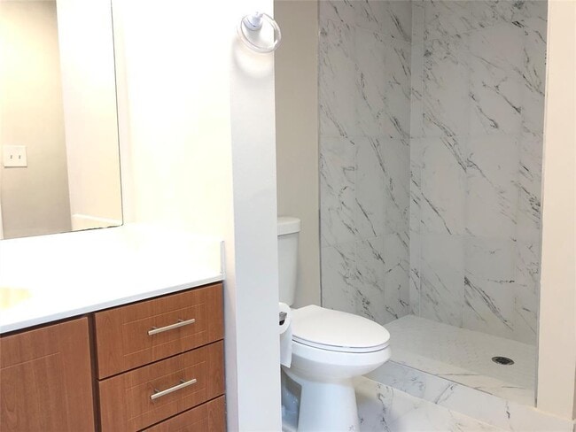 Foto del edificio - 729 NW 92nd Ave