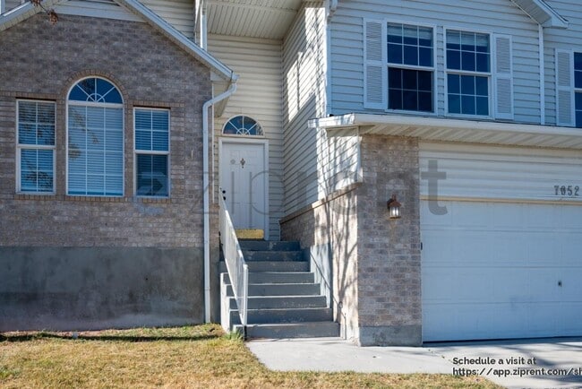 Building Photo - 7052 Devonna Rd