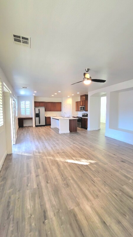 Foto del edificio - 3879 N Mayfield Ranch Rd