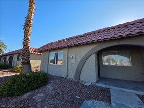 Building Photo - 873 Mantis Way