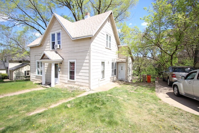 Building Photo - 615 Talmadge St