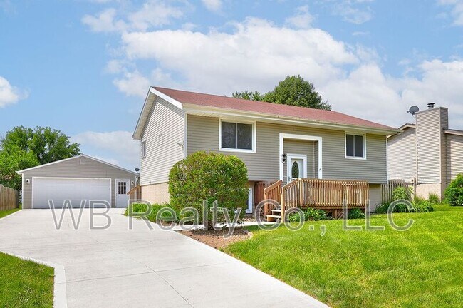 Foto del edificio - 200 Corene Ave