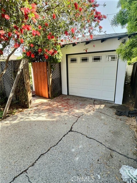 Foto del edificio - 3484 Ashwood Ave