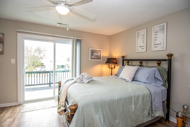 Foto del edificio - 88 Shoreline Dr