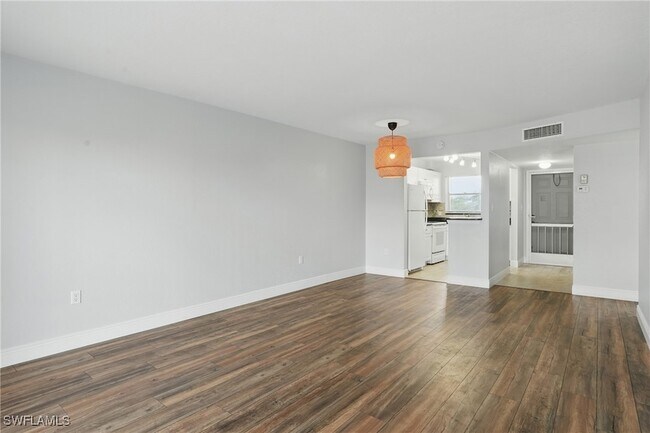 Foto del edificio - 170 Turtle Lake Ct