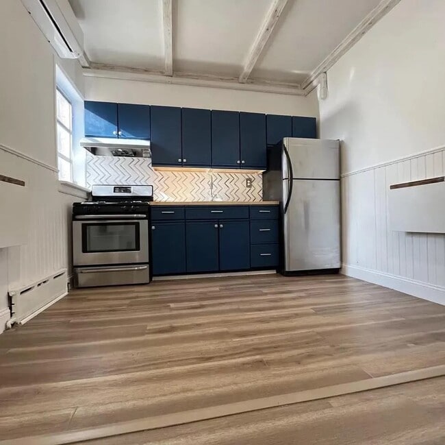 Building Photo - 1544 McKean St