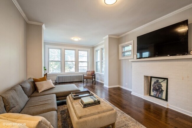 Foto del edificio - 647 Asbury Ave
