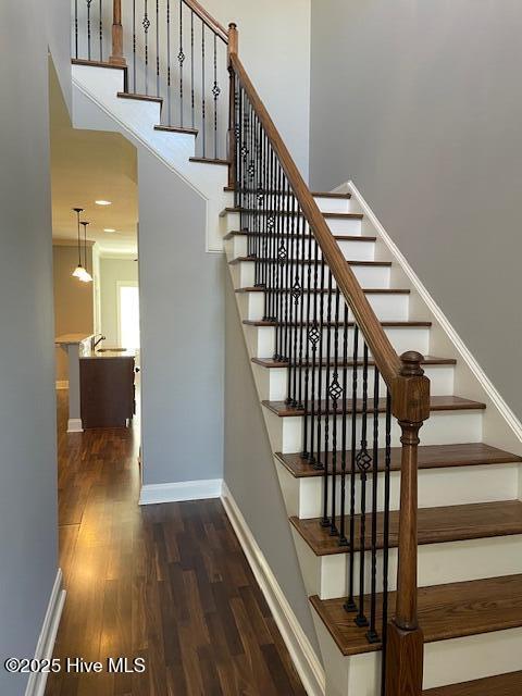Building Photo - 1648 Cambria Dr