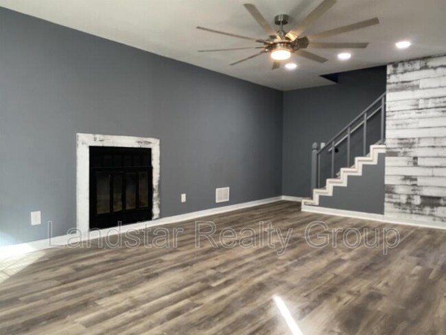 Foto del edificio - 5610 Windy Willow Dr