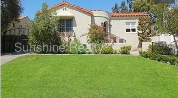 Primary Photo - Quiet Westwood Neighborhood Home