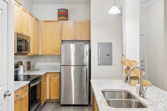Madison - 1 BR, 1BA - 748SF - Kitchen - The Alexander at Ghent