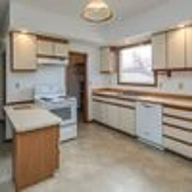 Foto del edificio - 2420/2422 E Street