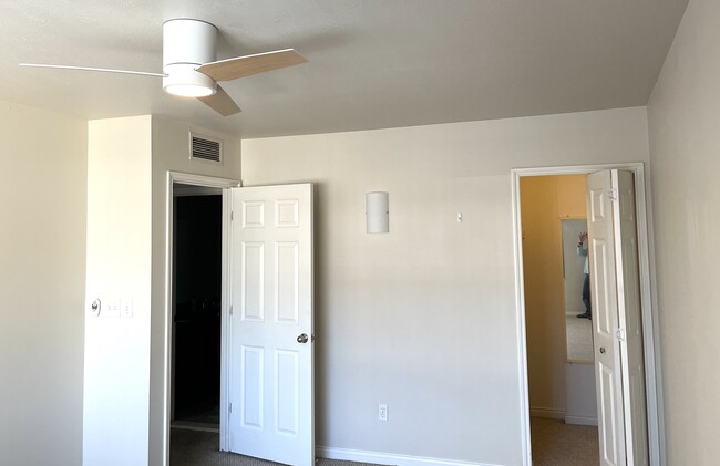 Foto del edificio - 2309 Walton Blvd
