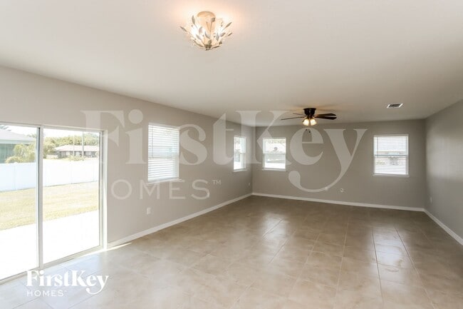 Foto del edificio - 2124 Paoli Dr NE