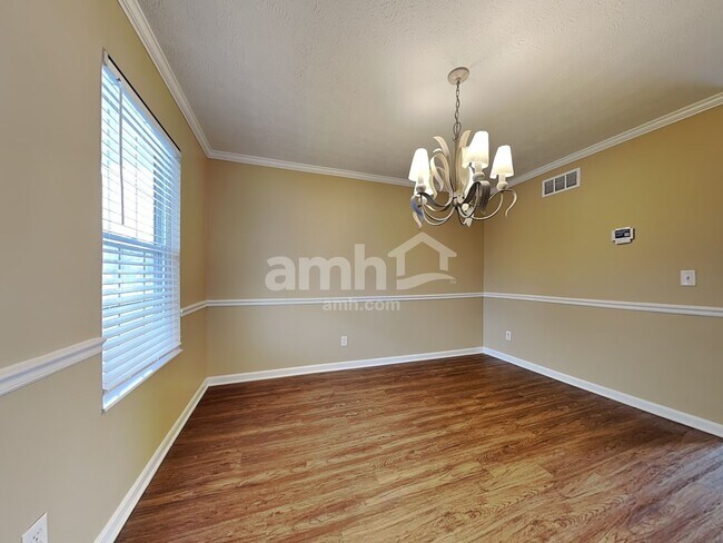 Foto del edificio - 2025 Apple Knoll Ln
