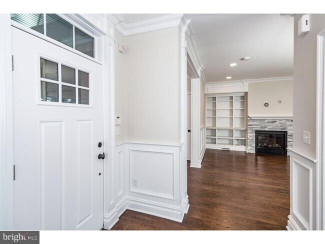 Foto del edificio - 63 Patton Ave