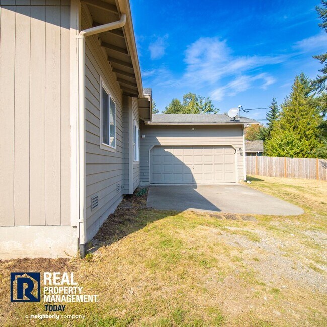 Building Photo - 20508 La Rita Dr E