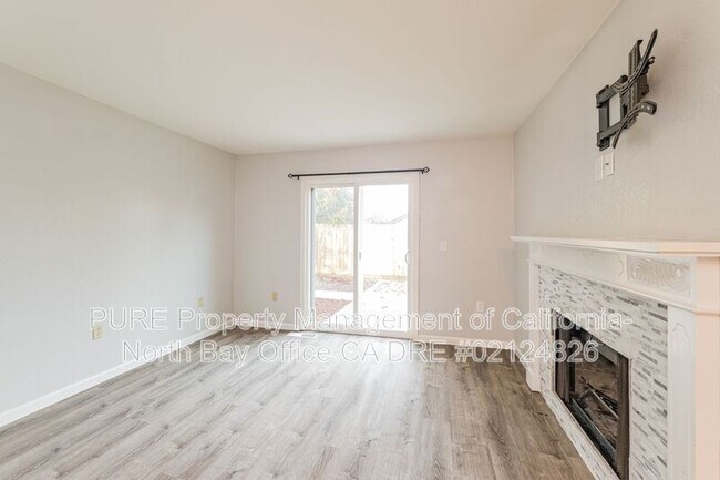 Building Photo - 9 Front Ct