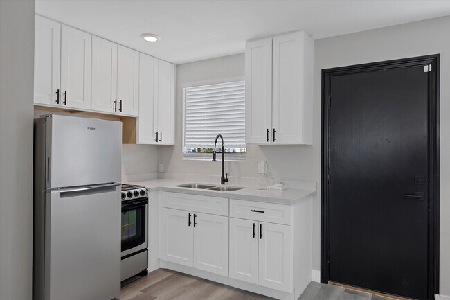 Foto del edificio - Downtown Apartments