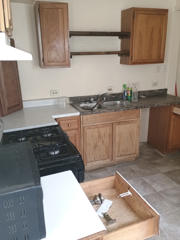 Photo - 154 E 7th St House