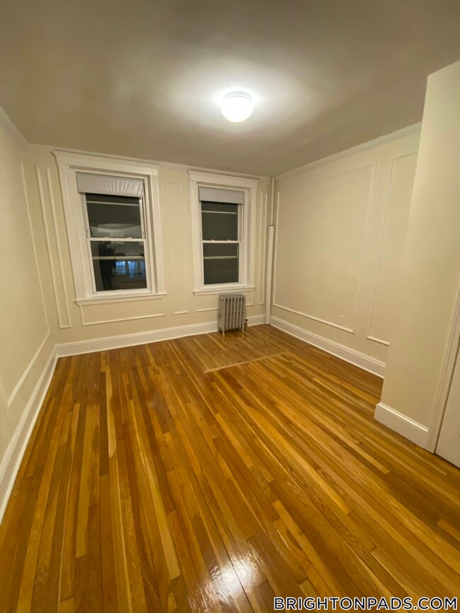 Building Photo - 8 Vinal St