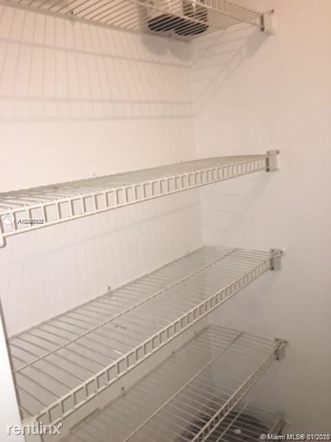 Foto del edificio - 2 br, 2 bath  - 3231 Sabal Palm Mnr Apt 101