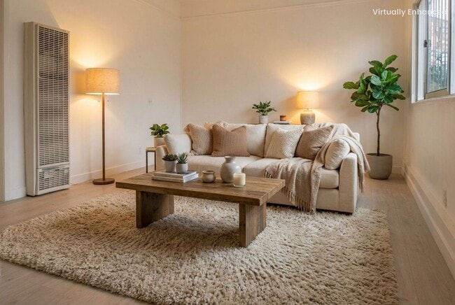 Building Photo - 6613 Crenshaw Blvd