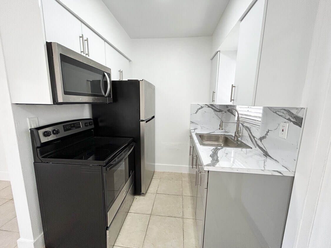 Apartamentos recientemente renovados - Park View II Apartments