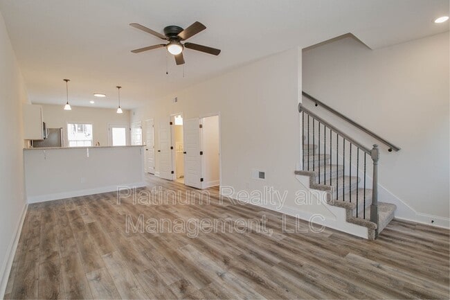Building Photo - 550 Peachers Mill Rd