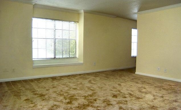 Living Area - Defoors Ridge Apartments