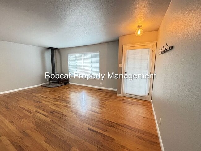 Foto del edificio - 708 Highland St