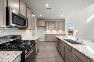 Building Photo - 32407 Hamilton Crest Dr