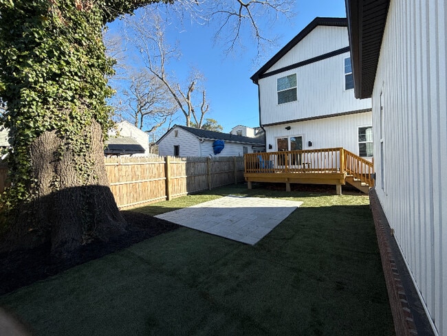 Building Photo - Fully furnished, new construction 4bed/3.5 bath house