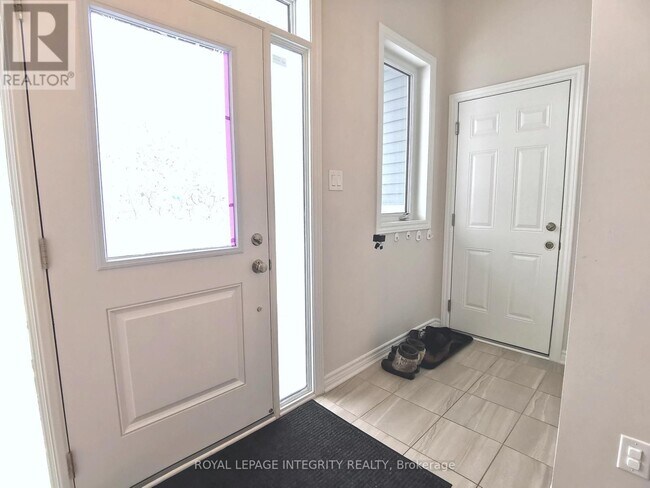 Building Photo - 52 Focality Cres