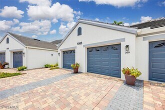 Building Photo - 5963 Sand Wedge Ln