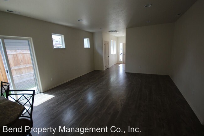 Building Photo - 3 br, 2 bath House - 63012 Woodbridge Place