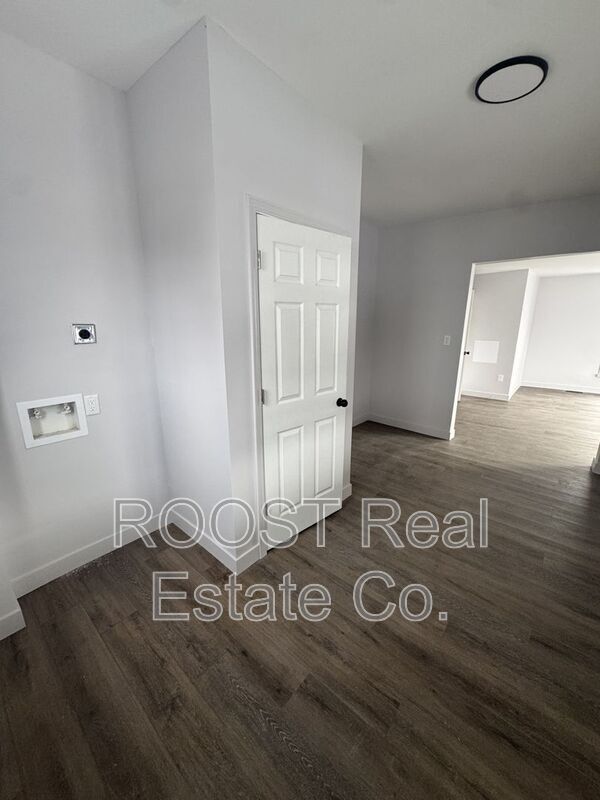 Foto del edificio - 908 John St