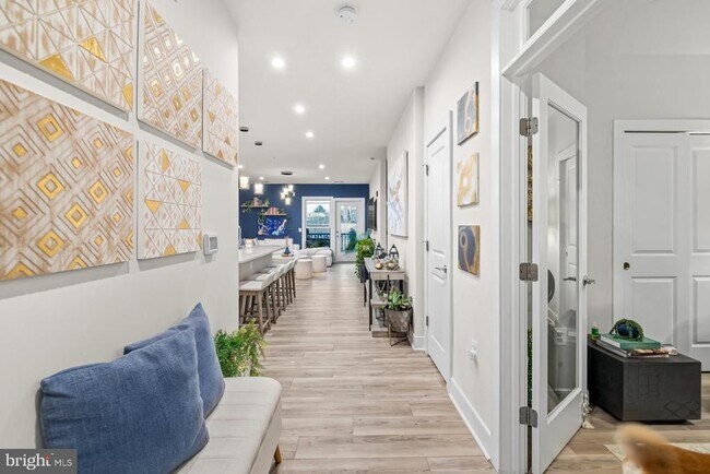 Foto del edificio - 102 St Ives Pl