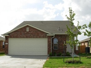 Building Photo - 13516 Lyndon B Johnson St