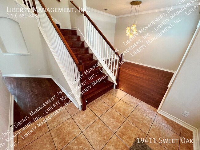 Building Photo - 19411 Sweet Oak