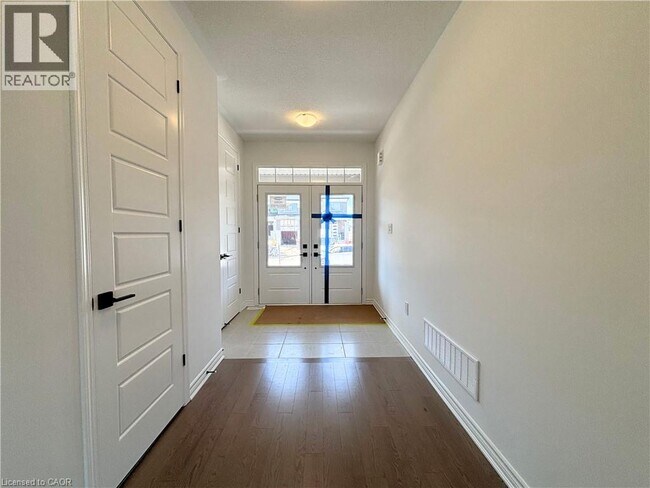 Building Photo - 326 Millstone St