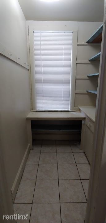 Foto del edificio - 822 S Water St