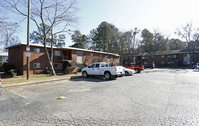 Building Photo - Cardinal Apartments