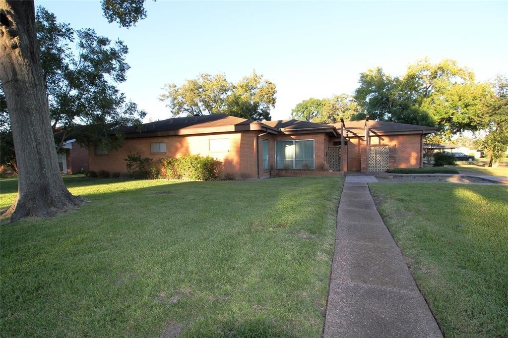 5439 Apple Creek Rd, Houston, TX 77017 House Rental in Houston, TX