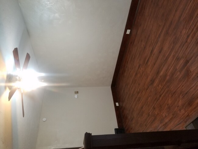 Foto del edificio - 1080 Priestley Ave