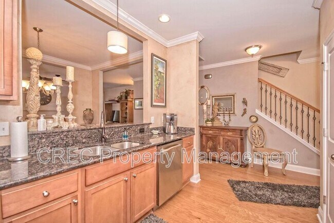 Building Photo - 3639 Bagley Dr
