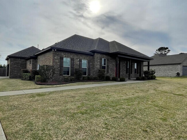Building Photo - 106 Watkins Glen Dr