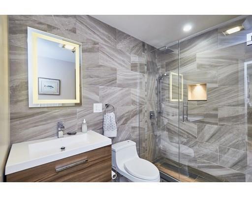 Foto del edificio - 234 Causeway St